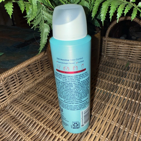 🌹 New Degree Rose & Waterlily Whole Body Deodorant Spray - Picture 2 of 4